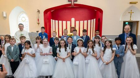 First Holy Communion in The Church of the Holy Cross, Ratheniska Photos: Alf Harvey