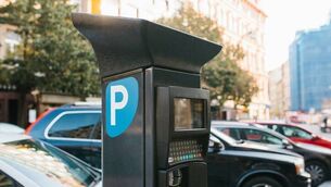 <p>Laois County Council Must Install Paid Cash and Card Parking Meters in Fitzmaurice Place</p>
