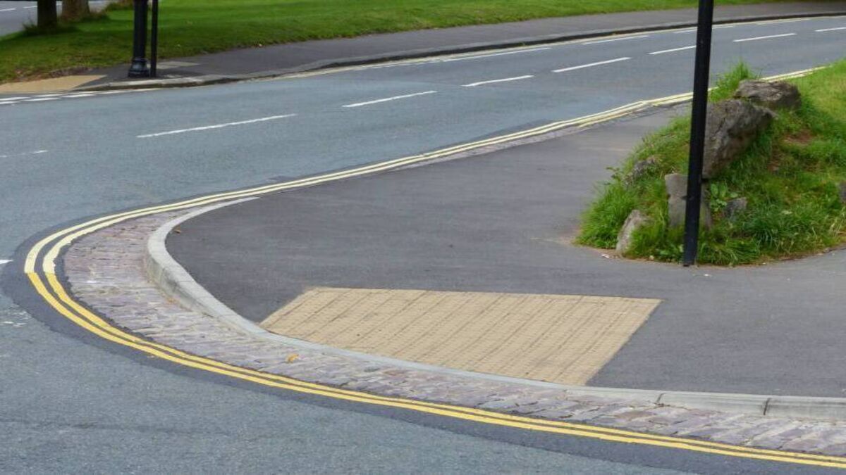 Council should install drop kerb outside Ballinakill GAA grounds