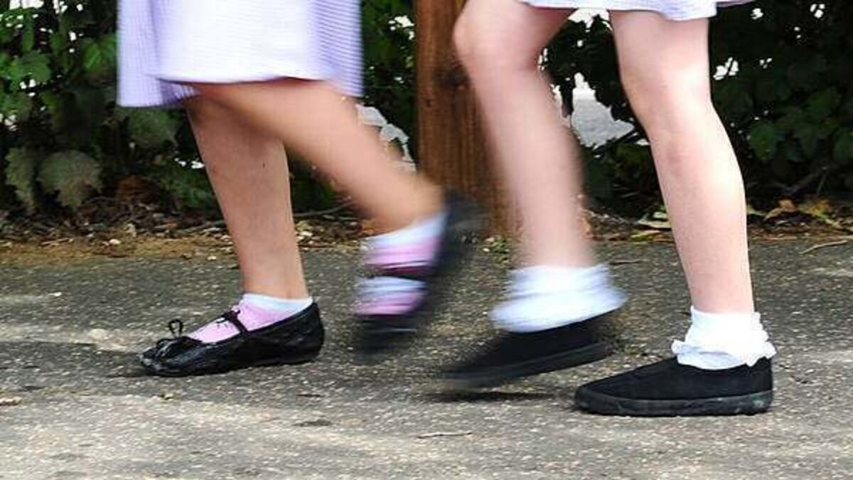 Gardaí try to reassure parents after schools shut over threatening email