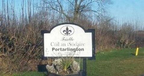 Signage needed at Portarlington junction crossing Signage needed at Portarlington junction crossing