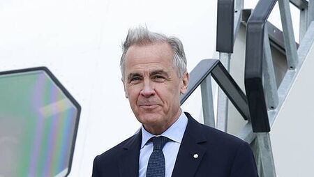 Mark Carney pays tribute to John de Chastelain in Dublin lecture
