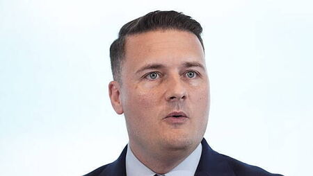 Streeting prepared to trigger Labour leadership contest as early as next week
