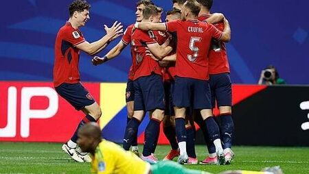 Teboho Mokoena penalty rescues late draw for South Africa against Czech Republic