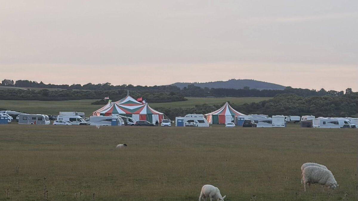 Over 70 caravans ordered to leave the Curragh in Kildare 