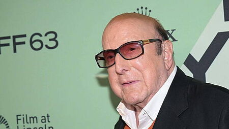 Billy Joel, Bruce Springsteen, and Patti Smith pay tribute to Clive Davis