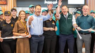 <p>Applegreen opened its first Popeyes restaurant at Midway, Junction 17 on the M7 last Friday, 26 June.</p>
