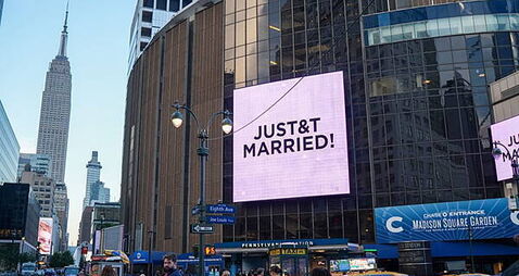 Who were the celebrity guests at Taylor Swift’s wedding?