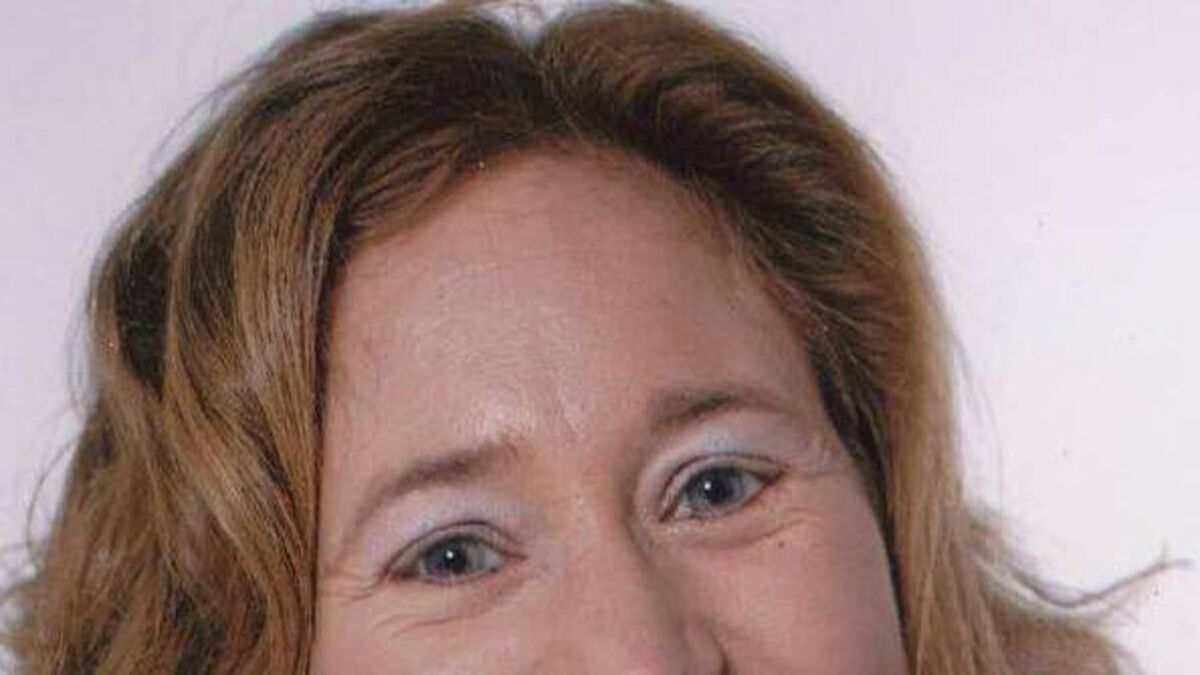 Laois Death Notice: Ethna Vesey (née Delaney), Laburnum Close, Ballyroan Road, Abbeyleix,