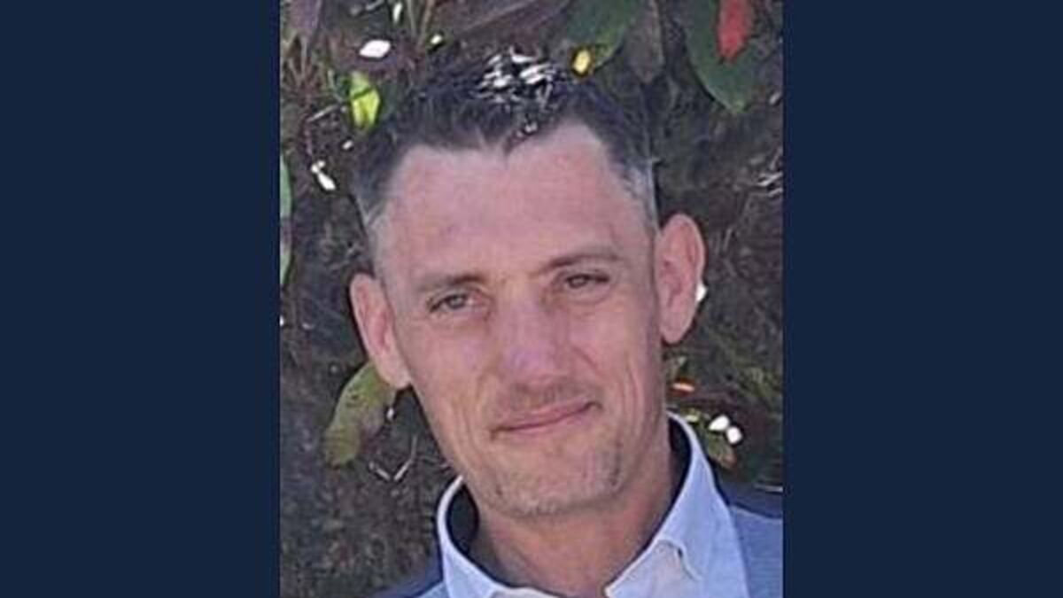 Jury fail to reach verdict on teenager charged with postman's murder in Cork