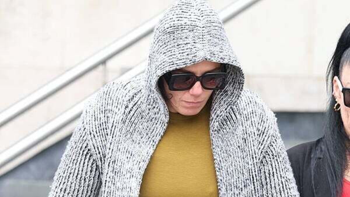 Judge tells gardaí to notify MMA star Sinead Kavanagh of court date as solicitors' dispute delays cases