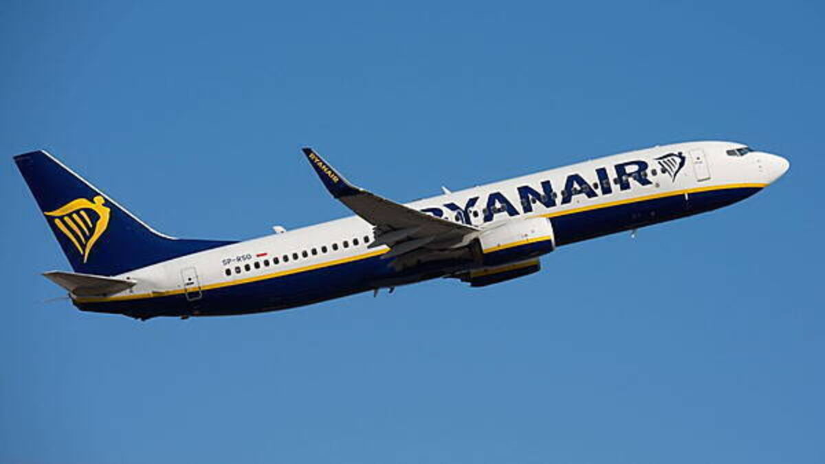 Passenger nearly 'sucked out' of 'detached' window on Ryanair flight