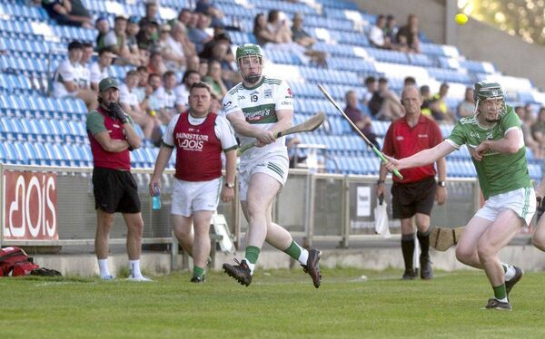 Matthew Dempsey (Portlaoise) delivers the sliotar into the danger area during the SHC Rd 1 win over Ballyfin at Laois Hire O'Moore Park on Friday evening Photo: Denis Byrne Matthew Dempsey (Portlaoise) delivers the sliotar into the danger area during the SHC Rd 1 win over Ballyfin at Laois Hire O'Moore Park on Friday evening Photo: Denis Byrne