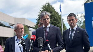 Irish cancer patients paid up to €50k for unauthorised treatments advertised on social media Irish cancer patients paid up to €50k for unauthorised treatments advertised on social media