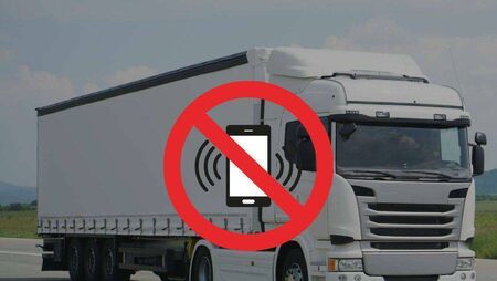 Covert Garda truck in Laois catches 47 drivers on mobile phones