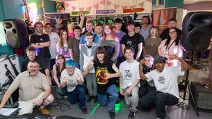 <p>Musicians who performed pictured with the judges at the Youth Work Ireland Laois, Electric Youth competition second semi-final </p> <p>Musicians who performed pictured with the judges at the Youth Work Ireland Laois, Electric Youth competition second semi-final </p>