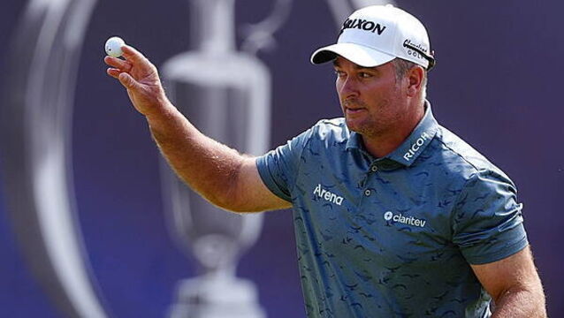 Ryan Fox becomes latest man to equal major record but Sam Burns takes Open lead