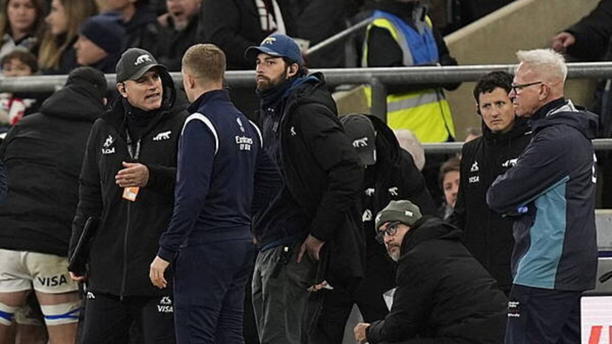Argentina head coach Felipe Contepomi accuses England of ‘lack of respect’