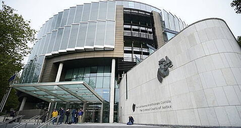Withdrawal of services by solicitors not justified, says Taoiseach