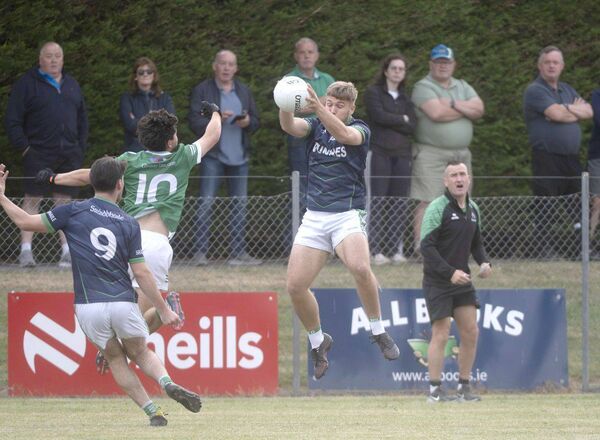 David Dineen (Stradbally) gaining possession of this ball Photo: Denis Byrne David Dineen (Stradbally) gaining possession of this ball Photo: Denis Byrne