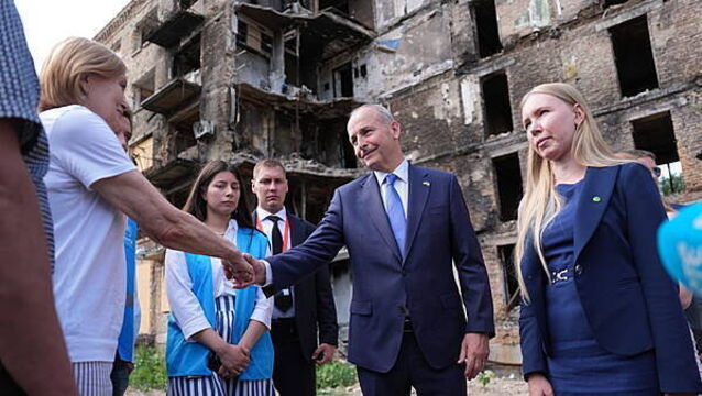 We hid in the bathroom, Taoiseach told as he meets people in bomb-hit Kyiv