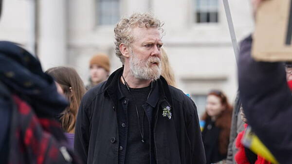 How Hansard called out division, busked for the homeless and marched for Ukraine
