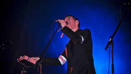 Massive Attack banned from Singapore for displaying Palestinian flag