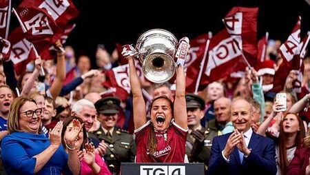 Galway defeat Kerry after late drama to win ladies All-Ireland final