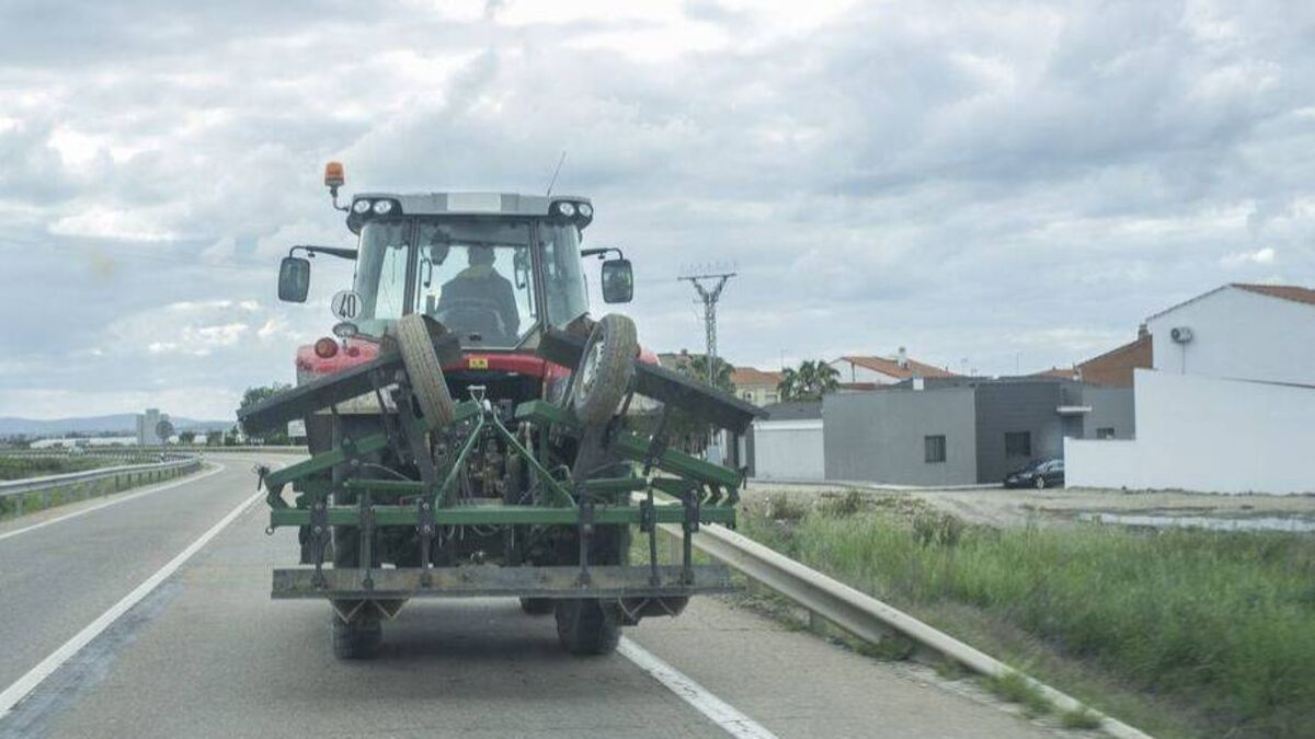 Laois tractor driver avoids jail for going too slow