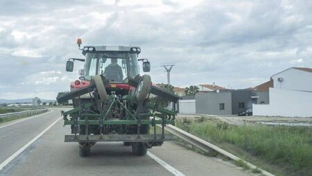Laois tractor driver avoids jail for going too slow