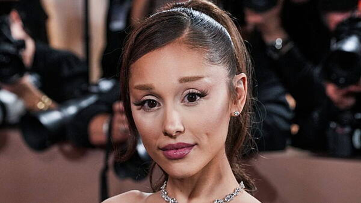 Ariana Grande earns her sixth consecutive UK number one album with Petal