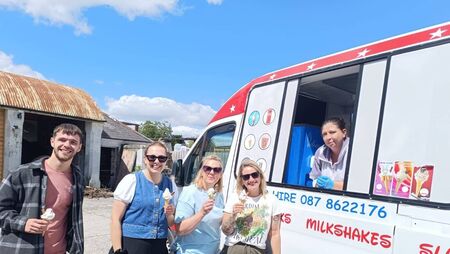 Rathdowney rocks at garden Street Feast