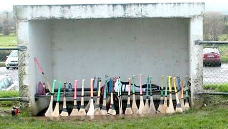 Friday night showdown as The Harps and Rosenallis battle for championship advantage