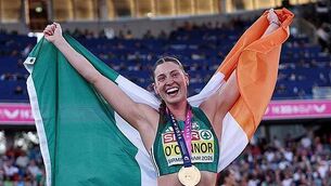 European Aquatics Championships: Ellen Walshe wins gold in 400m individual medley