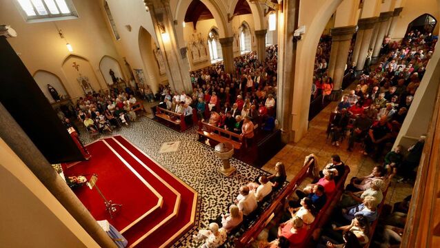 <p>The vigil at St Clare's Church, Graiguecullen on Friday evening, 21 August. Photo: Michael O'Rourke.</p>