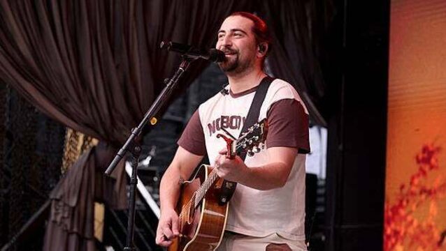 Noah Kahan's rise continues with Aviva Stadium, Wembley gigs