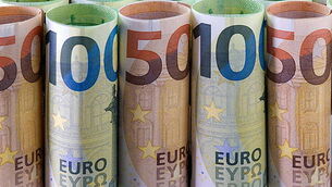 'The bubbliest happiest person': Tributes paid to Brazilian woman murdered in Limerick apartment 'The bubbliest happiest person': Tributes paid to Brazilian woman murdered in Limerick apartment