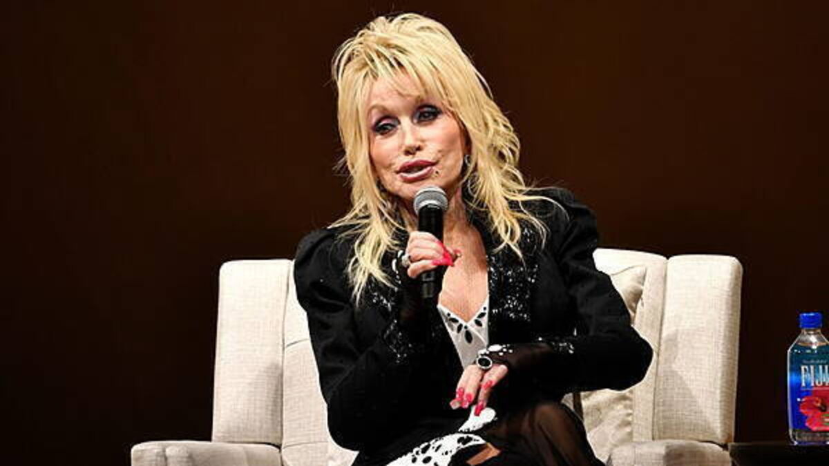 Dolly Parton died after ‘brief battle with cancer’, publicist says