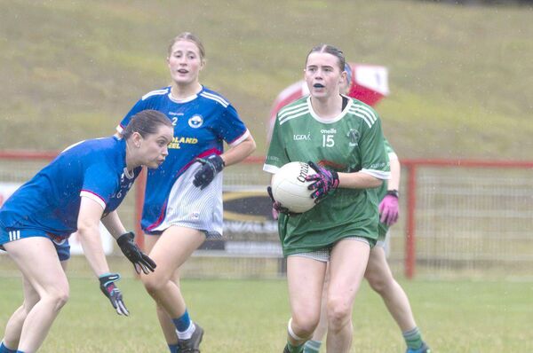 Chelsey Dooley (Killeshin) has her eyes on the St Paul's goalmouth as she moves forward in the Intermediate Championship game on Wednesday Photo: Denis Byrne Chelsey Dooley (Killeshin) has her eyes on the St Paul's goalmouth as she moves forward in the Intermediate Championship game on Wednesday Photo: Denis Byrne