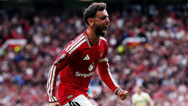 Bruno Fernandes hat-trick helps Manchester United to thumping Ipswich win
