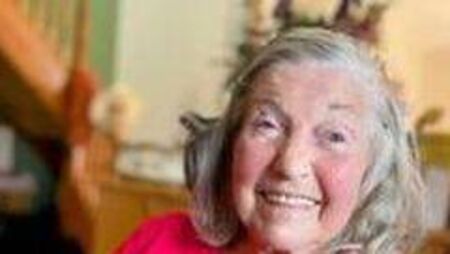Laois death notice: Fiona Wallis (née Walsh), Mountrath