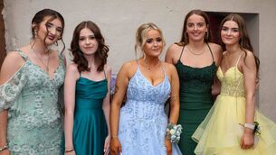 <p>Moya Keating with Anna Brennan, Paige Lawlor, Louise Hartnett and Tara Woodcock</p>