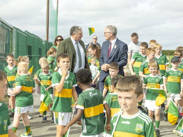 Walter Hovenden of Ballylinan GAA welcomes Jarlath Burns