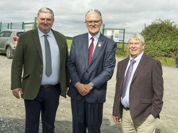 Walter Hovenden (Chairman Ballylinan GAA), Jarlath Burns (President GAA) and Matty Leonard (President Ballylinan GAA)