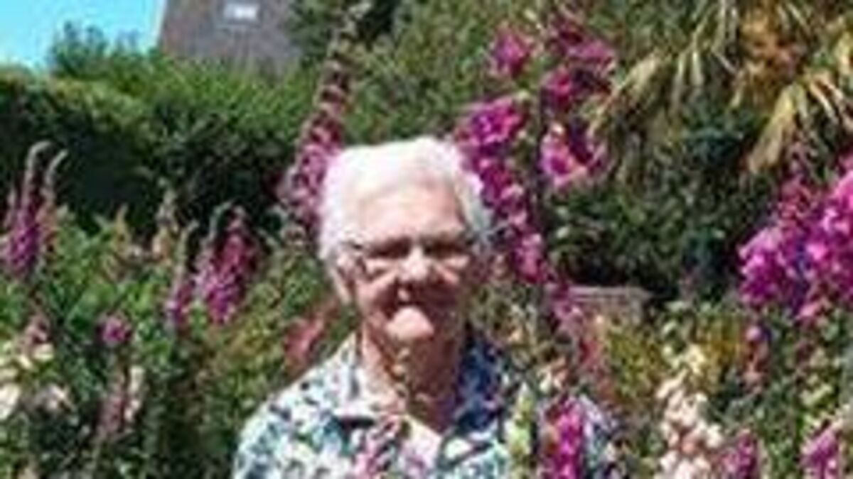 Funeral arrangements: Moyra Murphy (née Moss), Mountmellick
