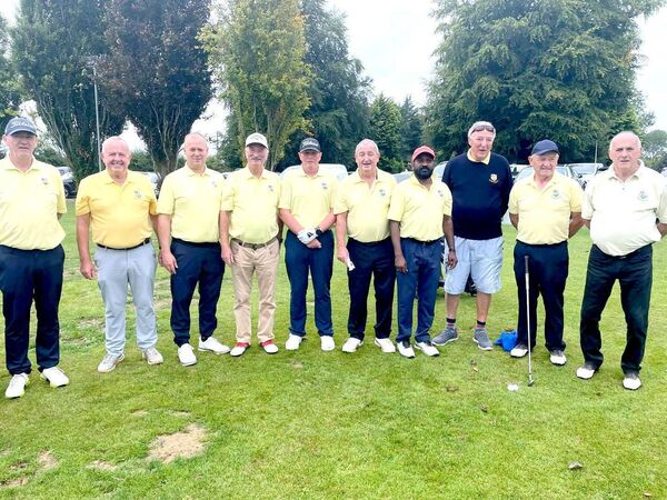 The Heath Golf Club's Duggan Cup (l-r): John Bergin, Denis Aldritt, Cathal Whelan, Pat Tynan, JB Conroy, Liam Connell, Denny Jacob, Barry Larkin, Matthew Keegan, Liam Horgan The Heath Golf Club's Duggan Cup (l-r): John Bergin, Denis Aldritt, Cathal Whelan, Pat Tynan, JB Conroy, Liam Connell, Denny Jacob, Barry Larkin, Matthew Keegan, Liam Horgan