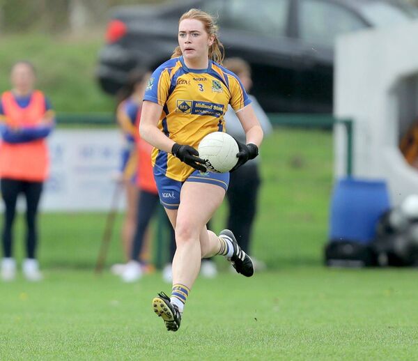 Sarsfields' Amy Flanagan brings this ball out of defence in the JC 'B' final against Timahoe Photo: David Maher Sarsfields' Amy Flanagan brings this ball out of defence in the JC 'B' final against Timahoe Photo: David Maher