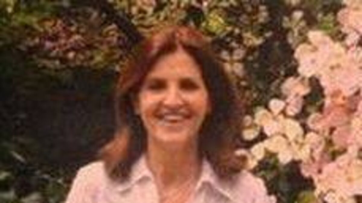 Laois death notice: Bernadette Hennessey (née Dowling), Mountrath